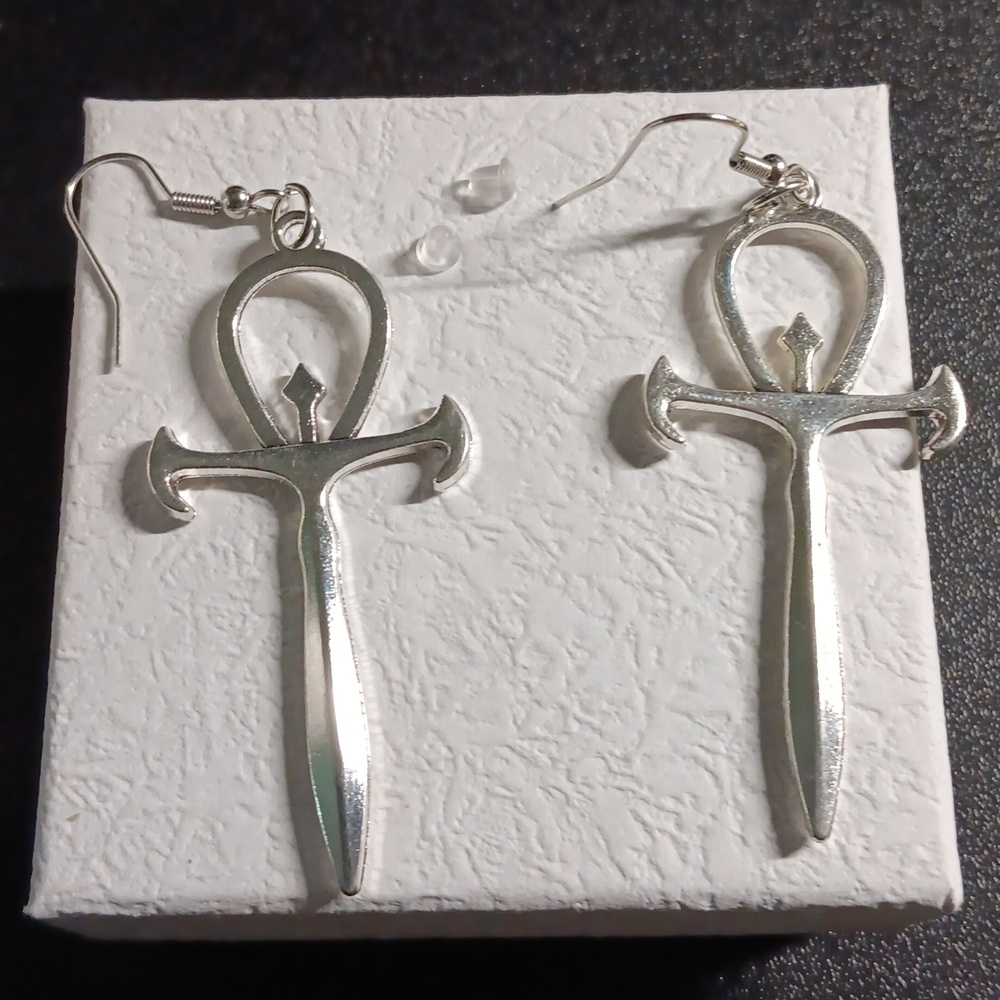 Goth Ankh Earrings (NWT)